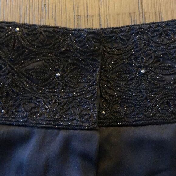 Laundry by Shelli Segal Embroidered Pants … - Picture 6 of 8